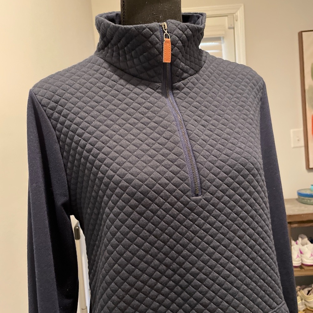 Women’s Pullover Sweater Size M Navy Quilt Front Activewear Normcore Minimalist
